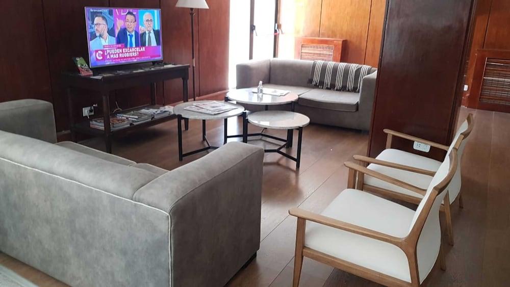 Hotel Tehuelche Esquel Bagian luar foto