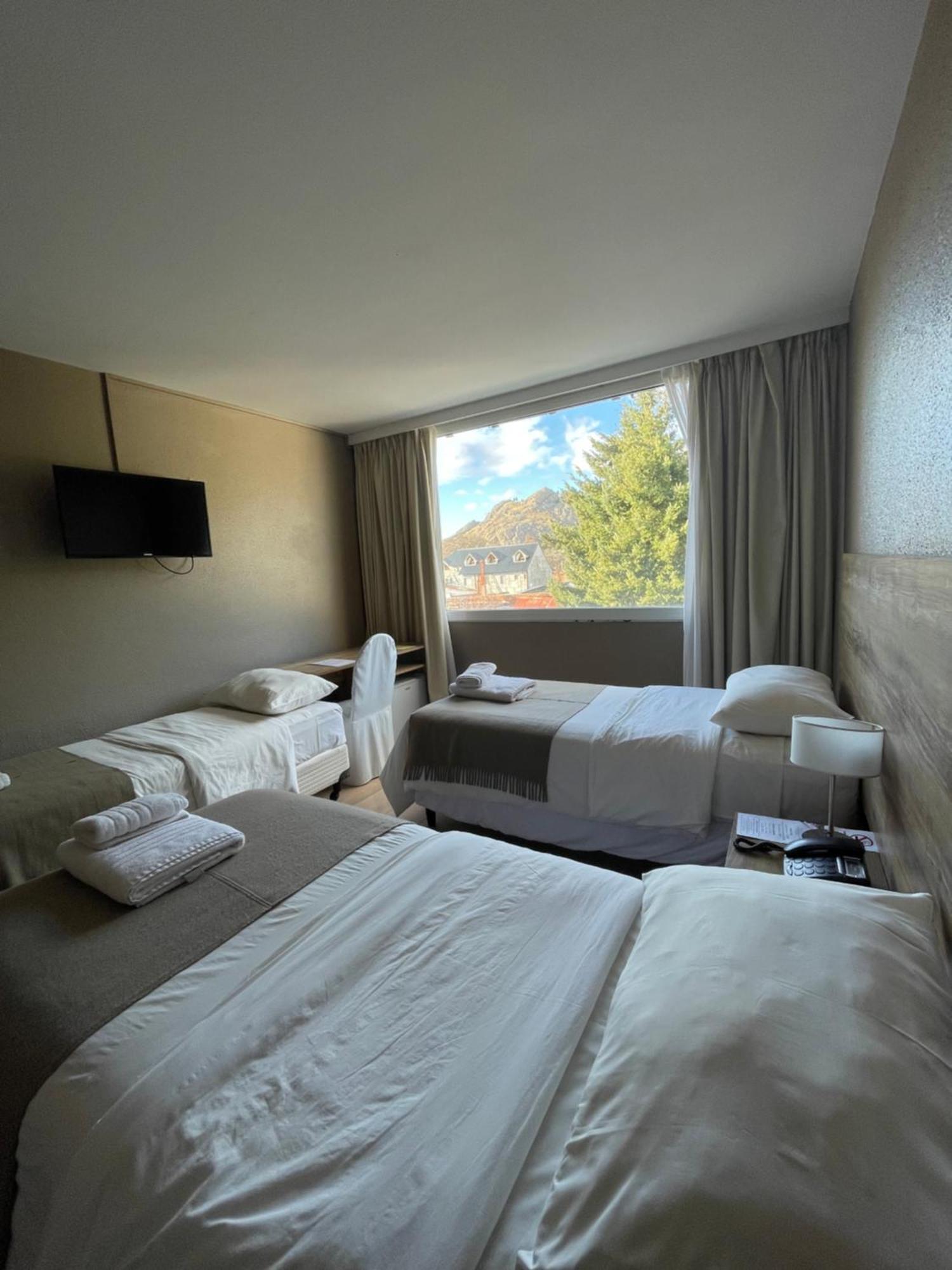Hotel Tehuelche Esquel Bagian luar foto