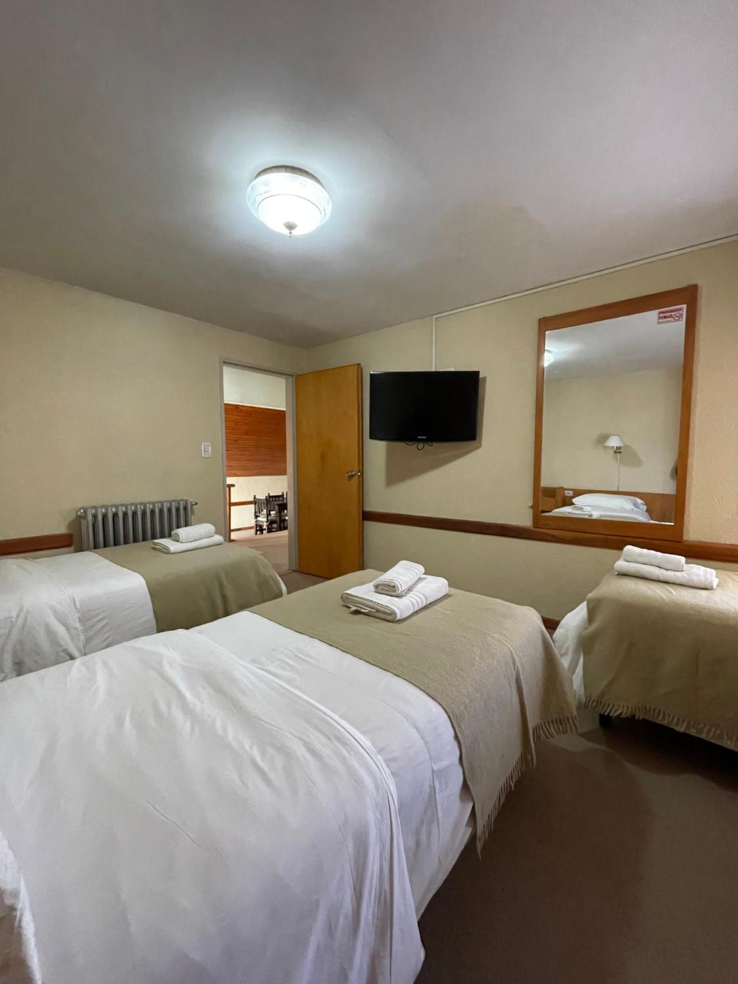 Hotel Tehuelche Esquel Bagian luar foto