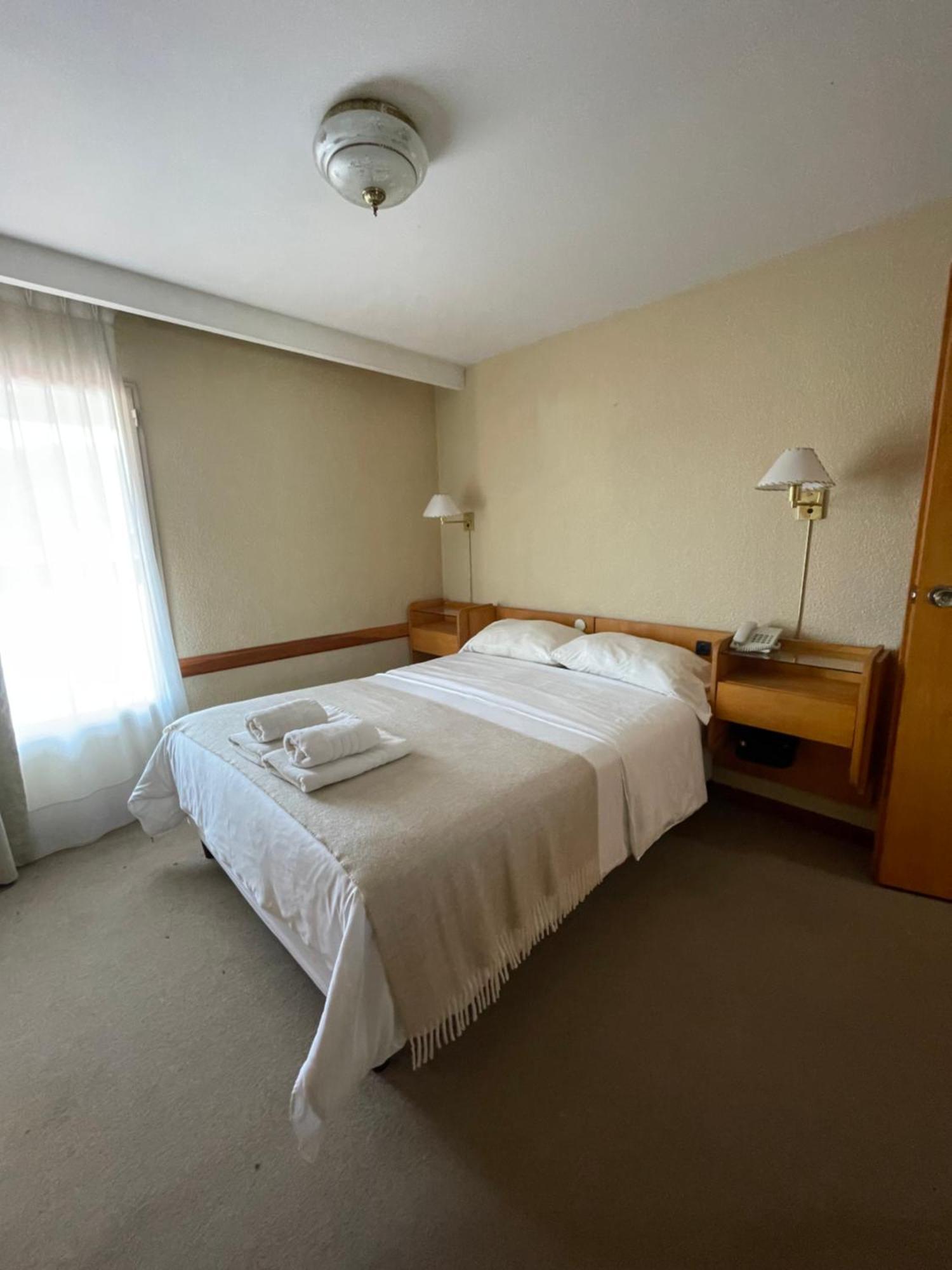 Hotel Tehuelche Esquel Bagian luar foto