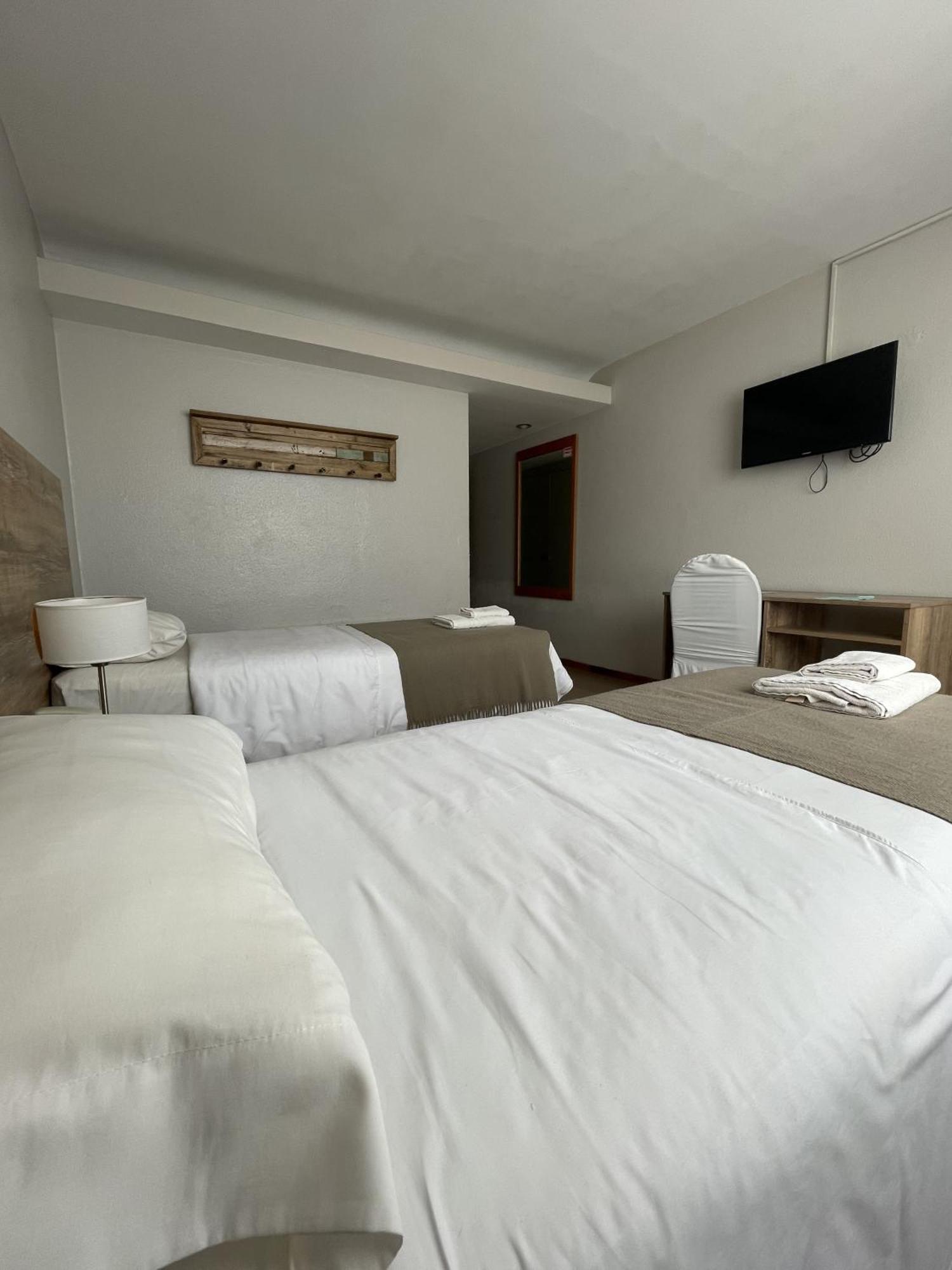 Hotel Tehuelche Esquel Bagian luar foto